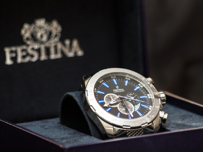 Festina